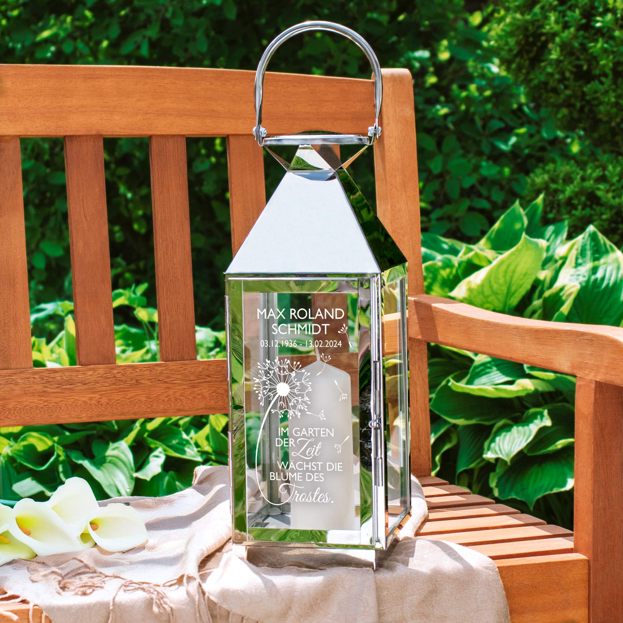 Personalisierte Silber Laterne - Blume des Trostes Personalisierte Silber Laterne - Blume des Trostes