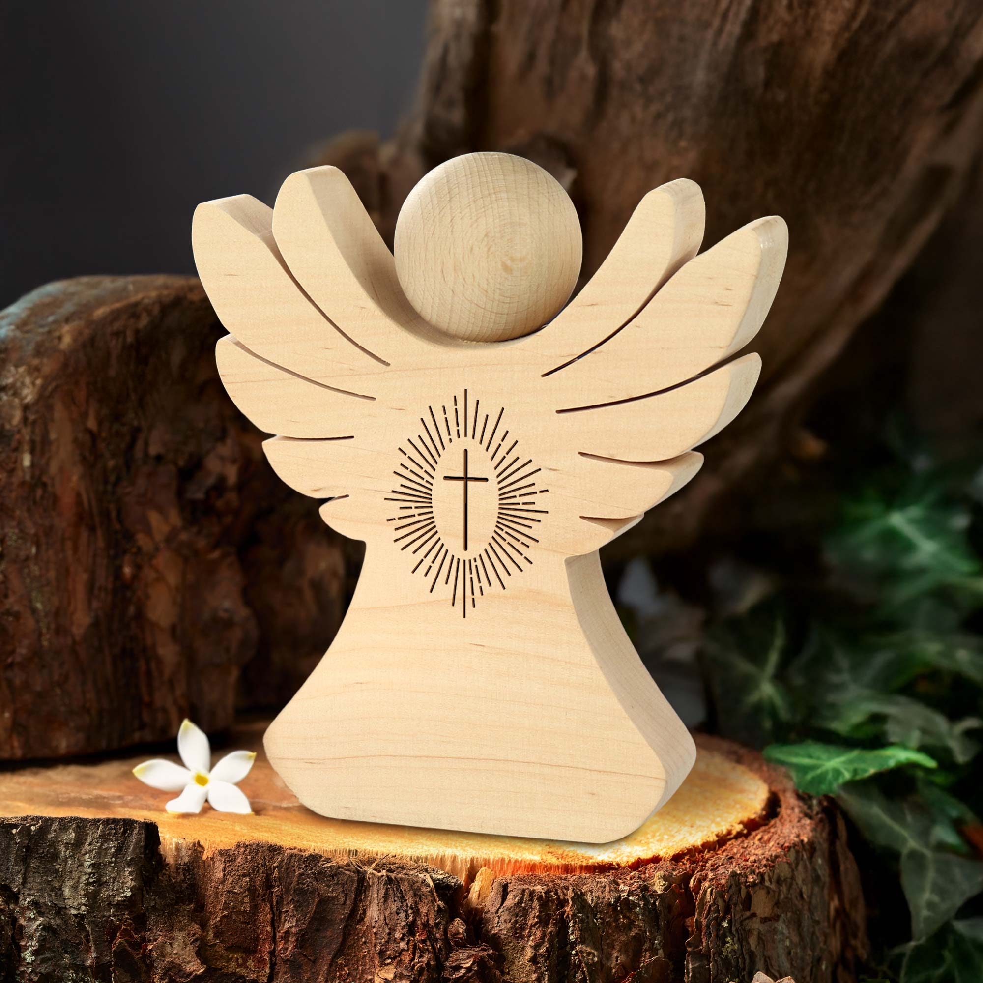 Holzengel mit Gravur - Kreuz