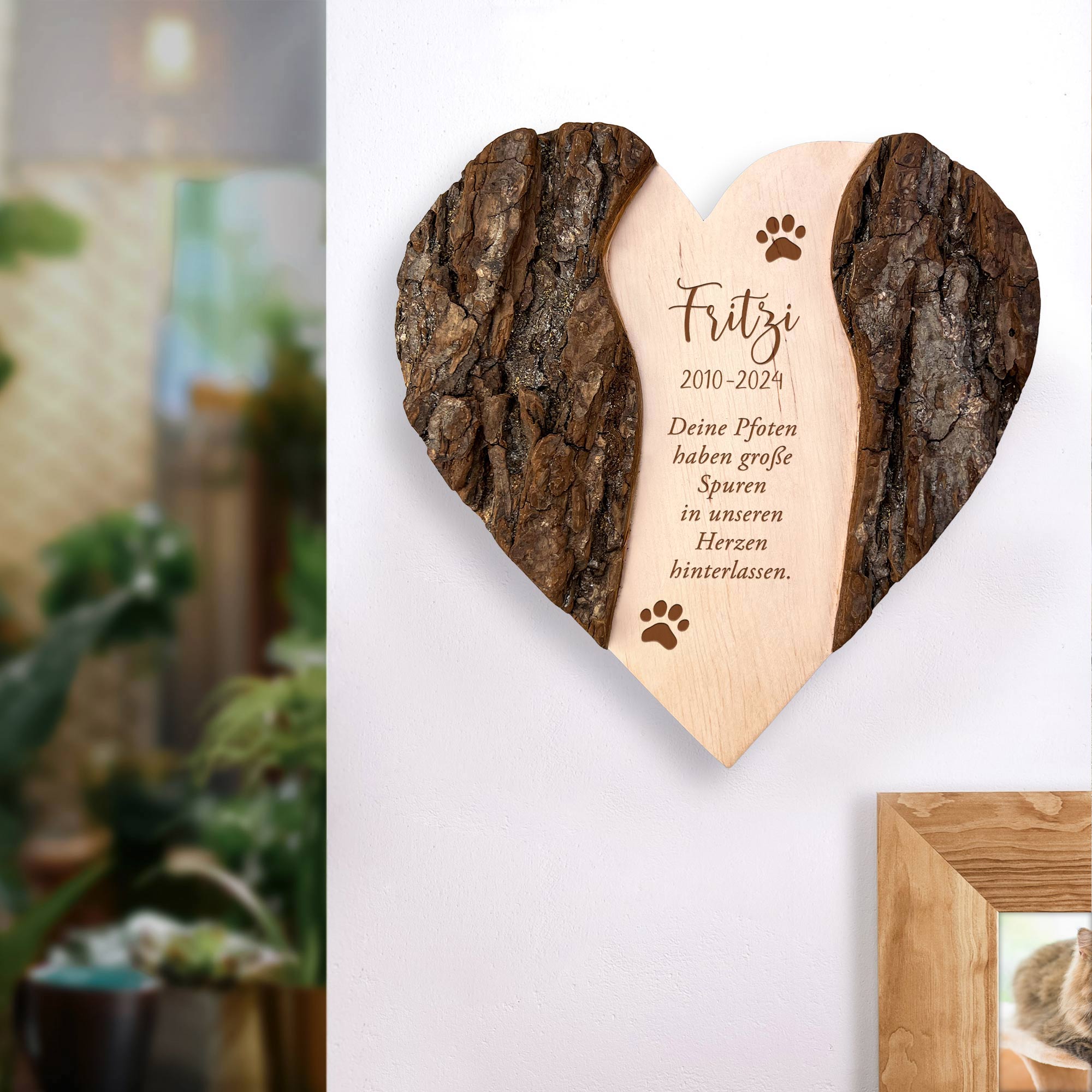 Personalisiertes Holzherz mit Rinde - Katze Personalisiertes Holzherz mit Rinde - Katze