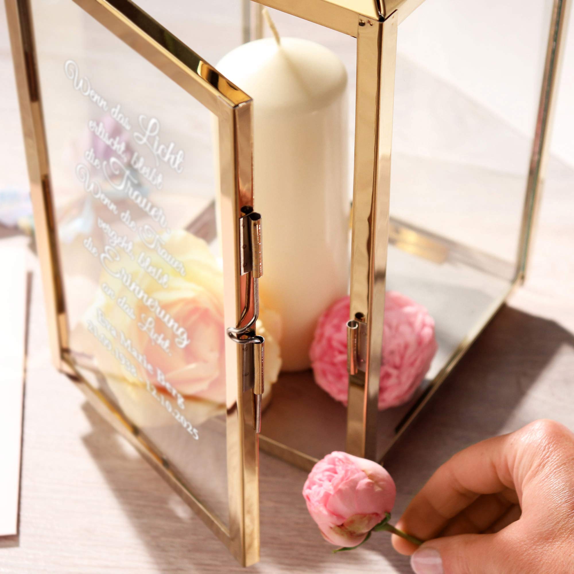 Personalisierte Gold Laterne - Wenn das Licht erlischt Personalisierte Gold Laterne - Wenn das Licht erlischt