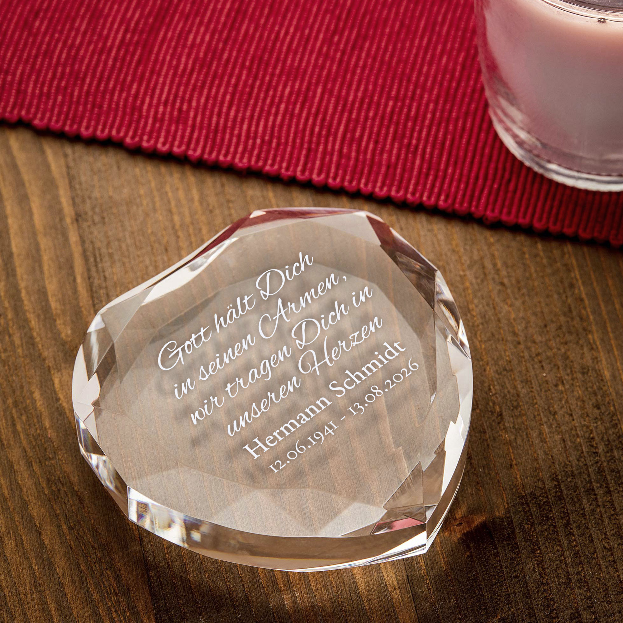 Personalisierter Herz Kristall - Gott hält dich in seinen Armen Personalisierter Herz Kristall - Gott hält dich in seinen Armen