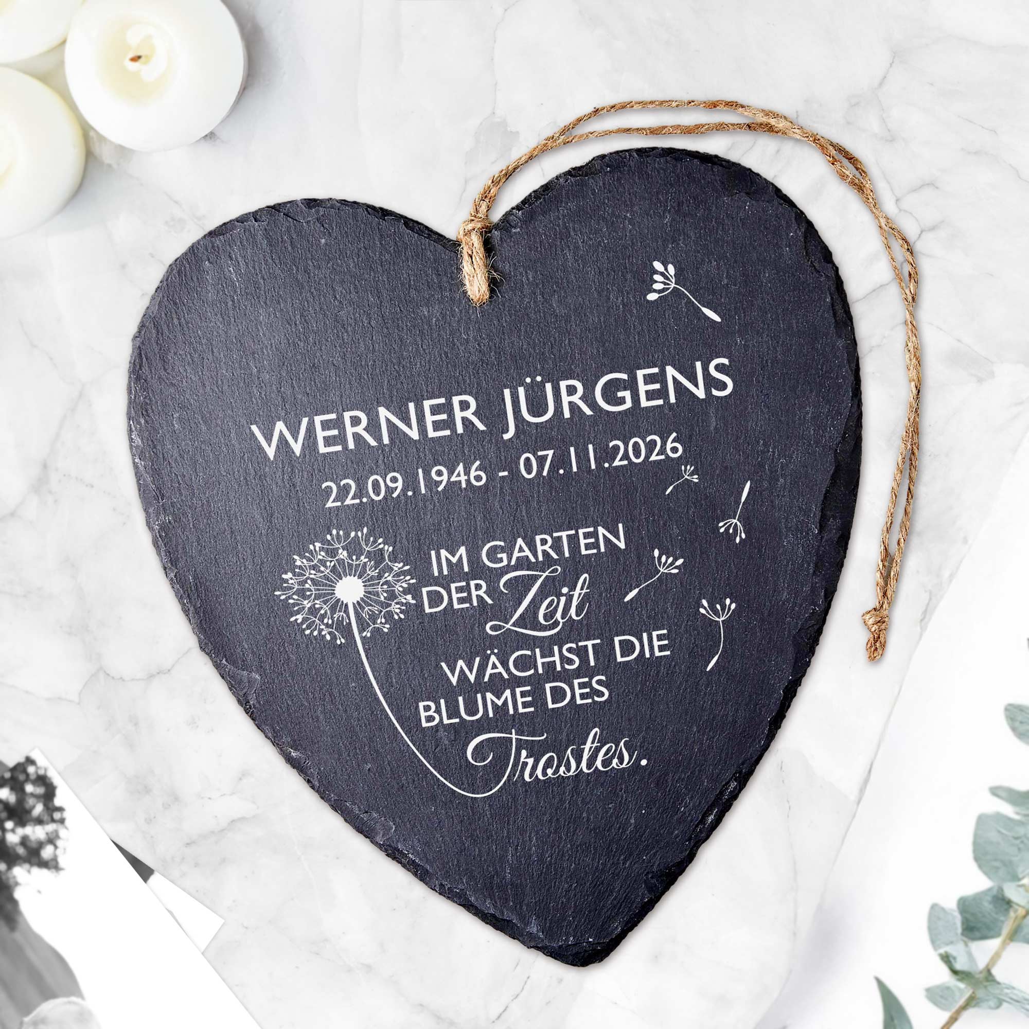 Personalisiertes Schieferherz - Blume des Trostes