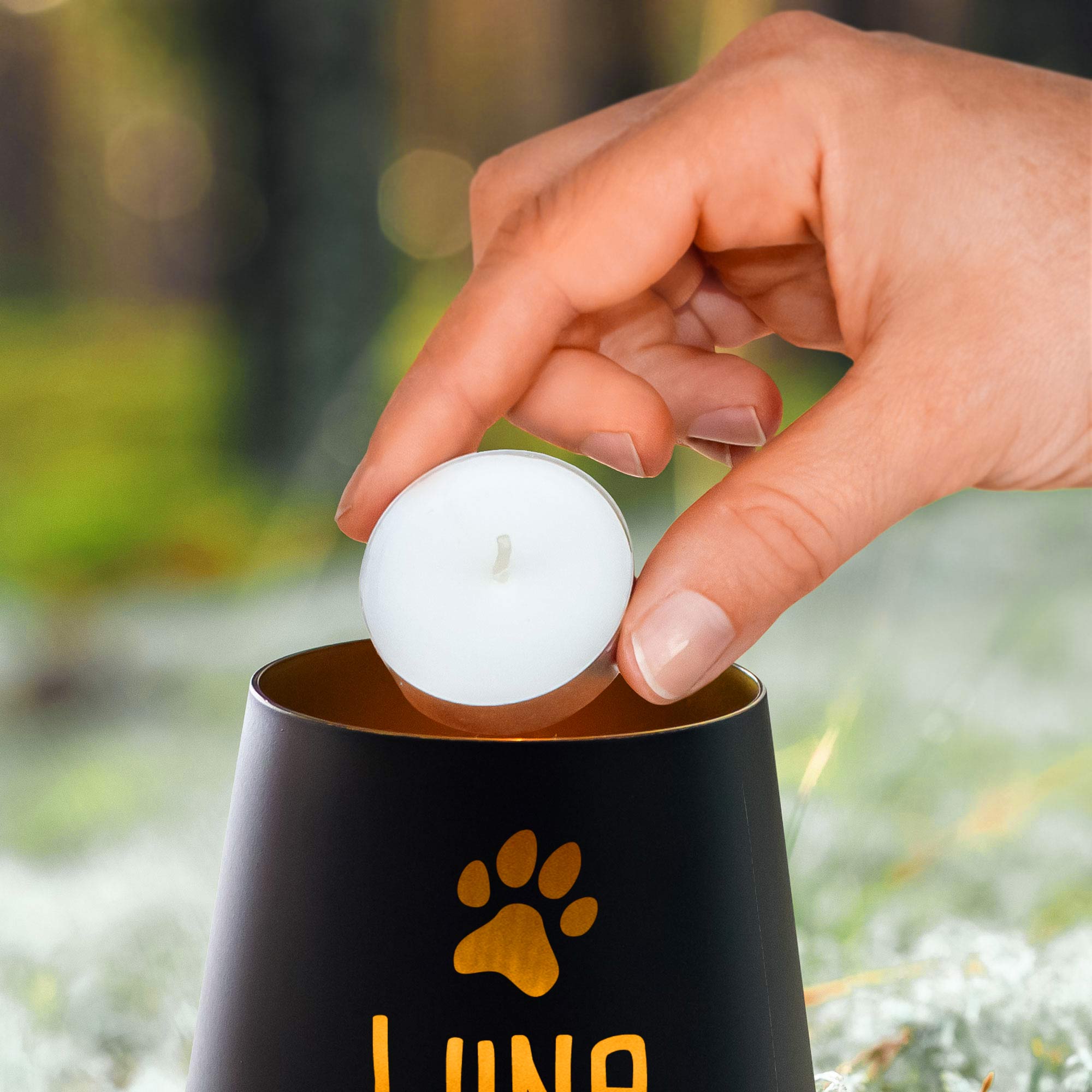 Personalisiertes Windlicht zur Trauer Hund - Schwarz Gold Personalisiertes Windlicht zur Trauer Hund - Schwarz Gold