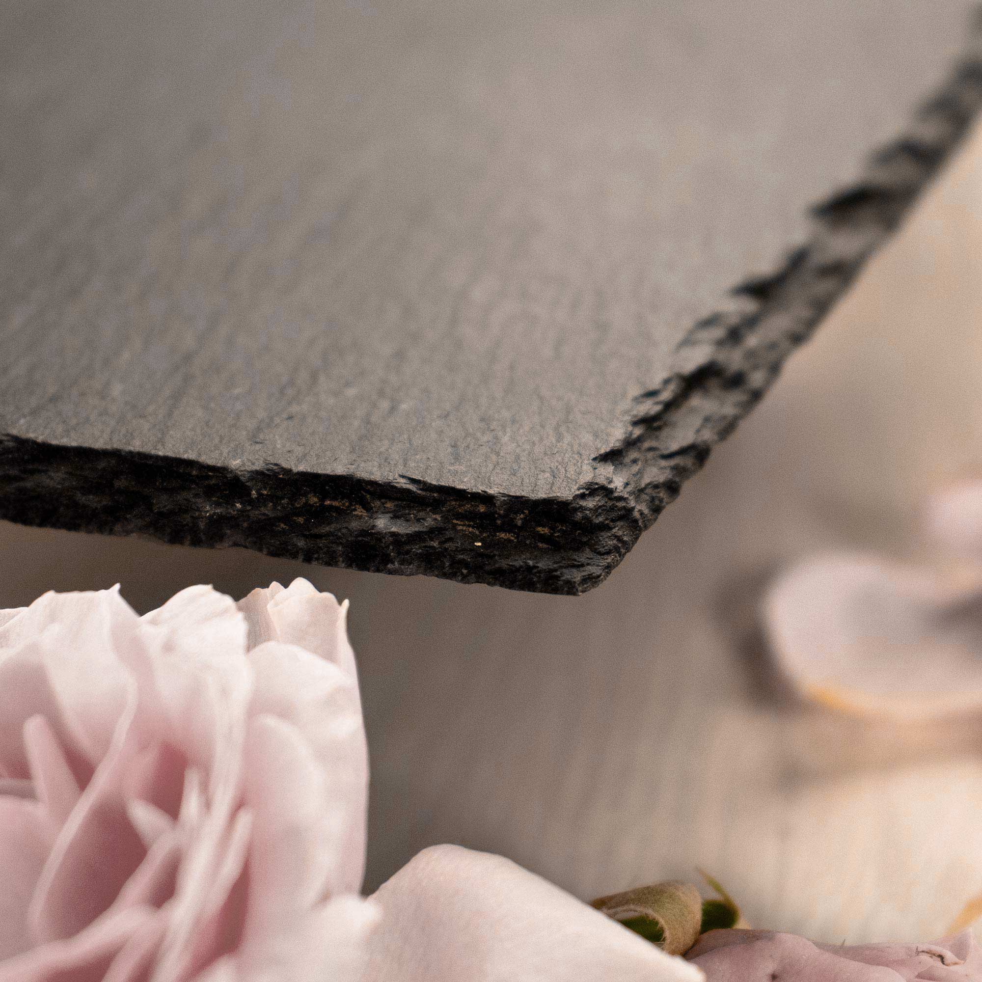 Personalisiertes Schiefertafel - Blume des Trostes Personalisiertes Schiefertafel - Blume des Trostes